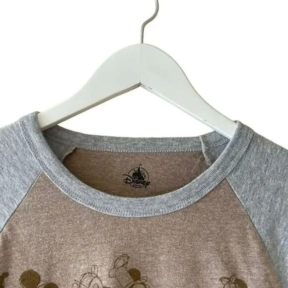 Disney Mickey Mouse Graphic Long Sleeves Tee Gray Tan Crewneck Soft SZ L # 1759 - Picture 2 of 13